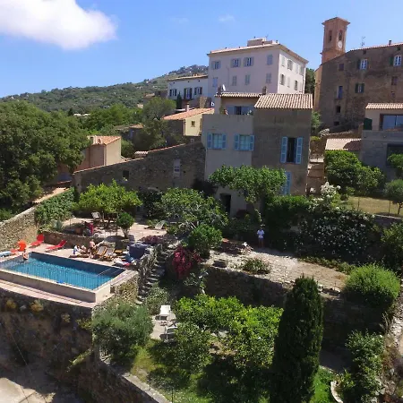 Bed & Breakfast Maison D'hotes